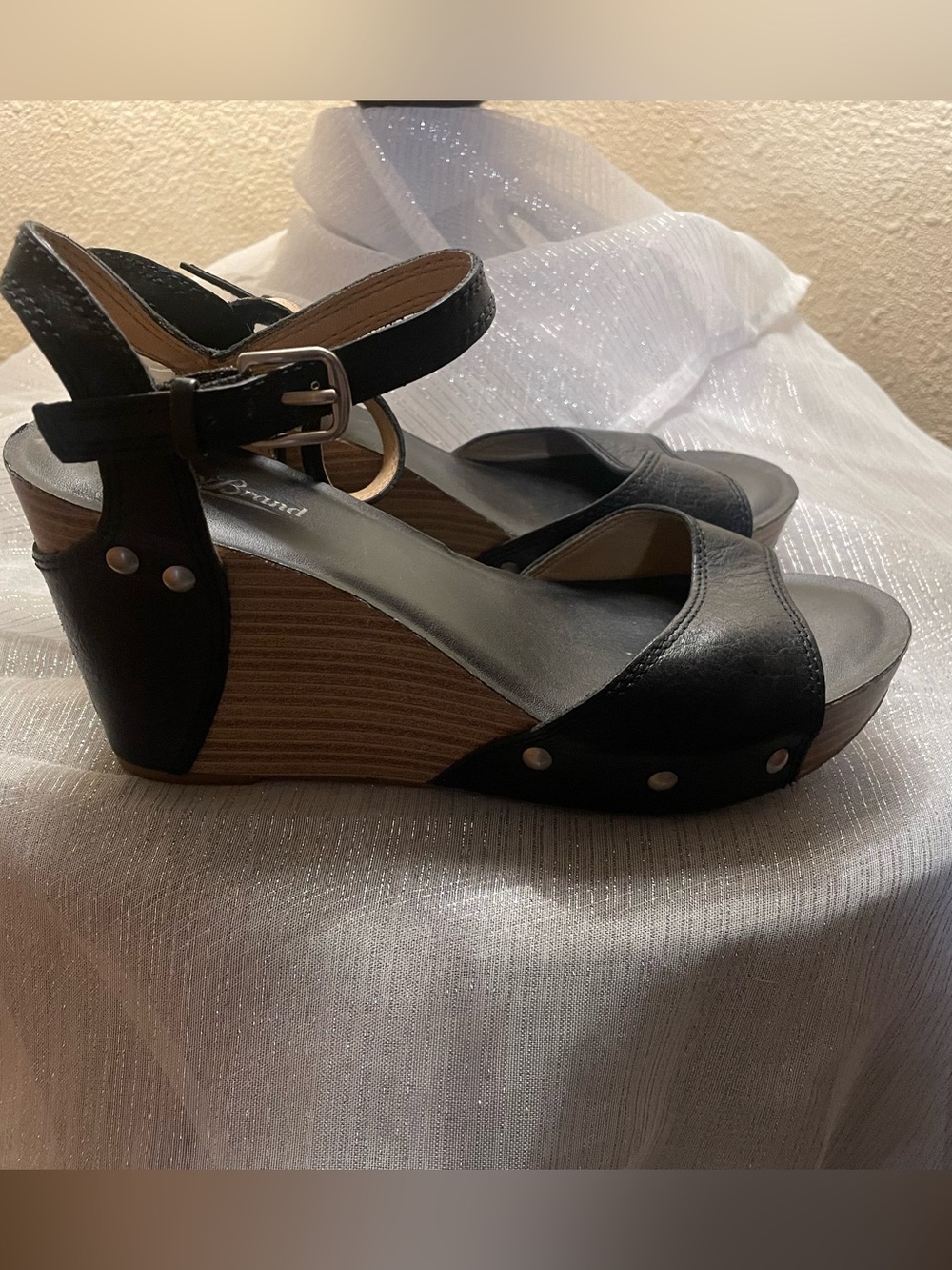 Lucky Brand Women's Black Ankle-Strap Wedge Sandals